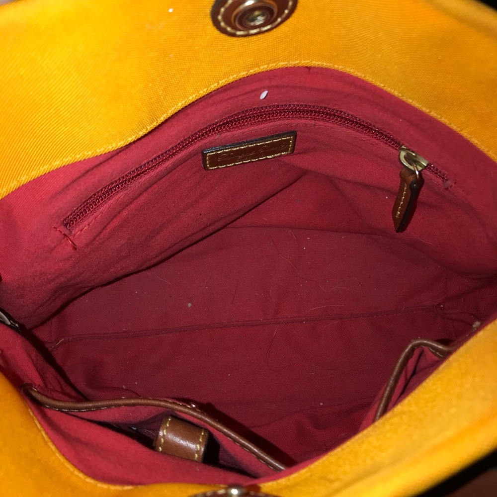 Dooney & Bourke - Picture 6 of 6
